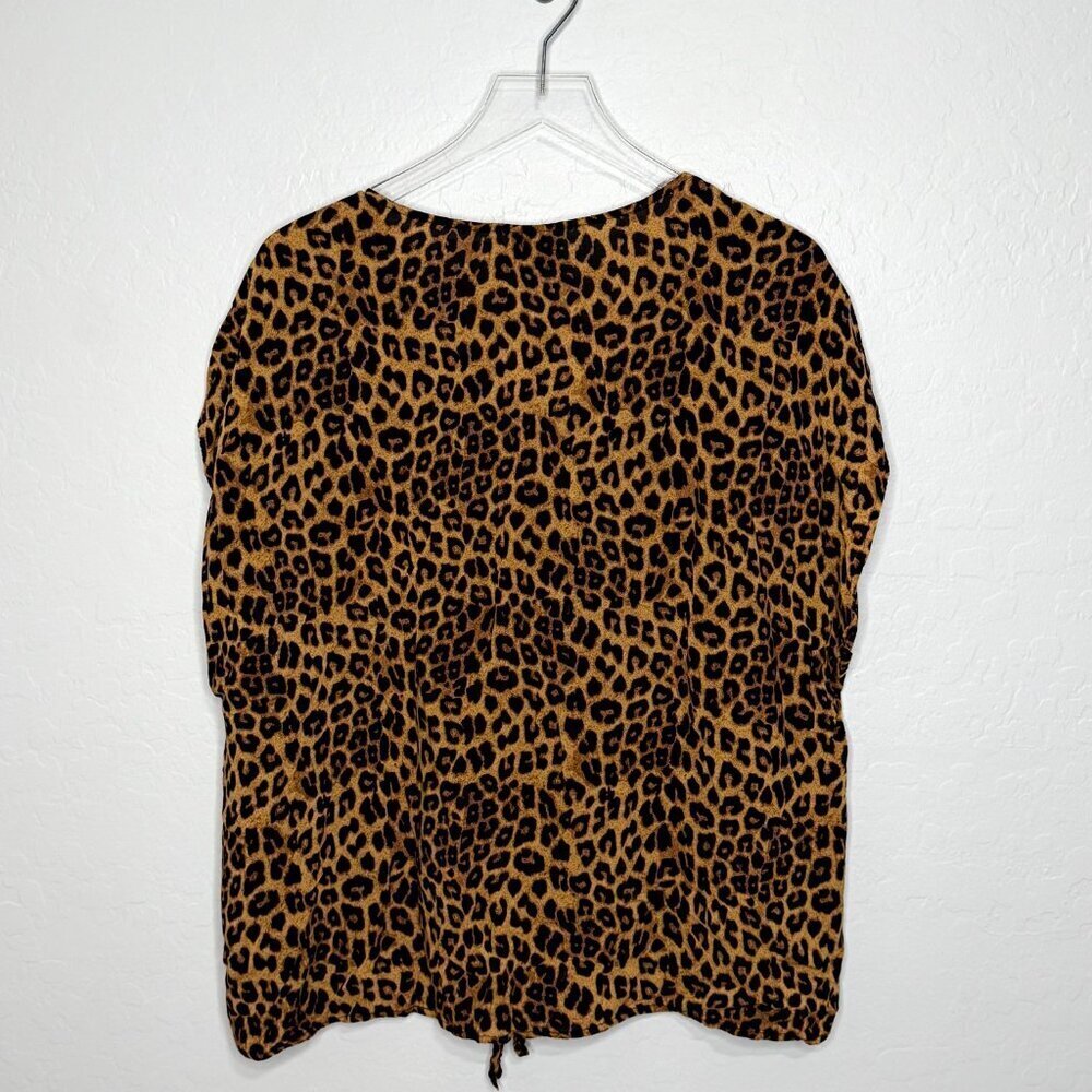 Torrid Leopard Prin Challis Button Tie Dront Top 2 2X 18/20 - Picture 7 of 7